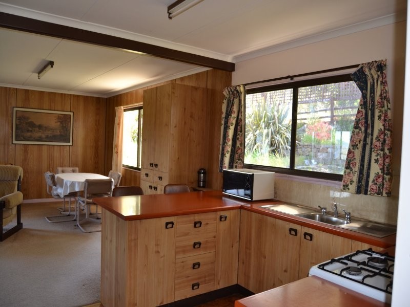 33 Matthew Flinders Drive, Alonnah, Alonnah TAS 7150