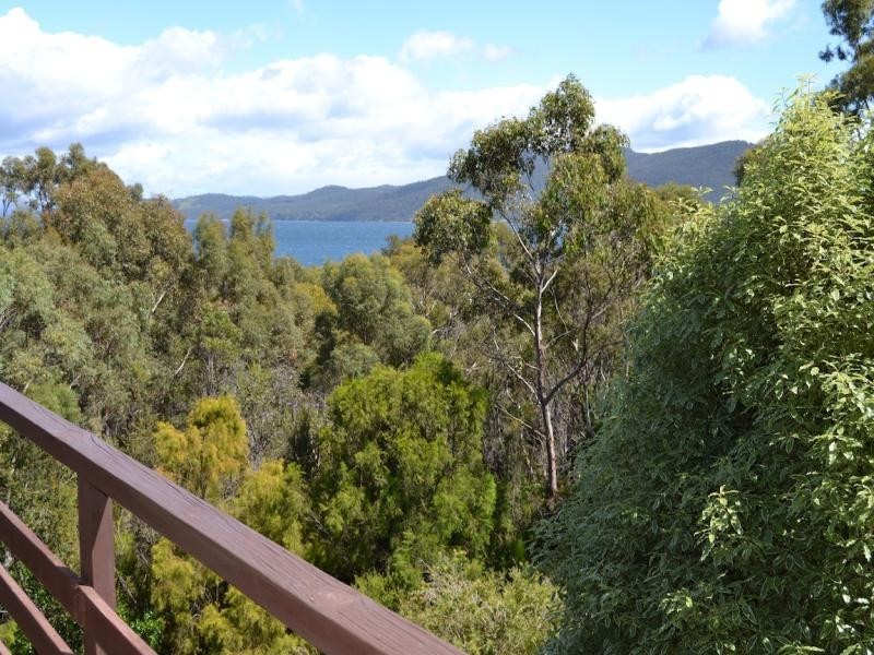 33 Matthew Flinders Drive, Alonnah, Alonnah TAS 7150