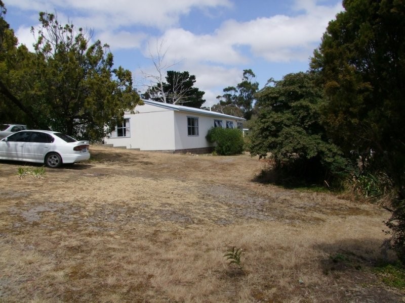 23 Victoria Avenue, Dennes Point, Bruny Island TAS 7150