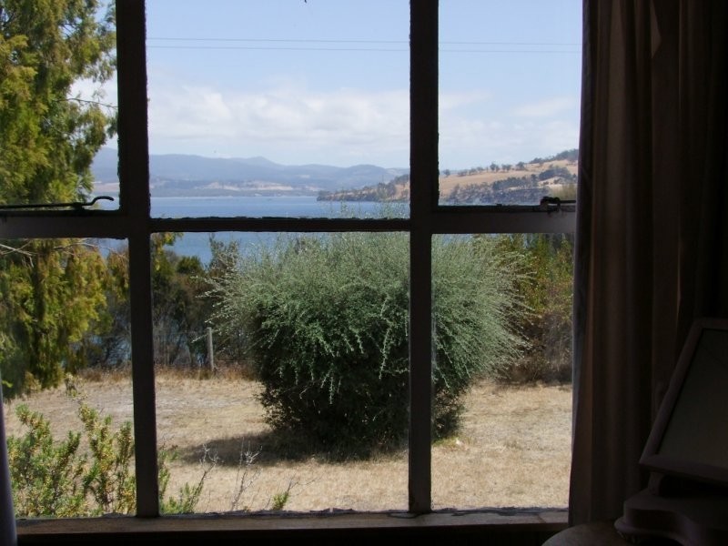 23 Victoria Avenue, Dennes Point, Bruny Island TAS 7150