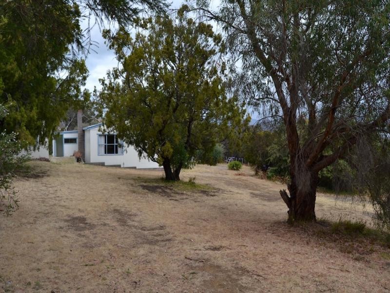 23 Victoria Avenue, Dennes Point, Bruny Island TAS 7150