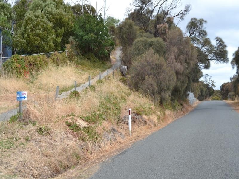 23 Victoria Avenue, Dennes Point, Bruny Island TAS 7150
