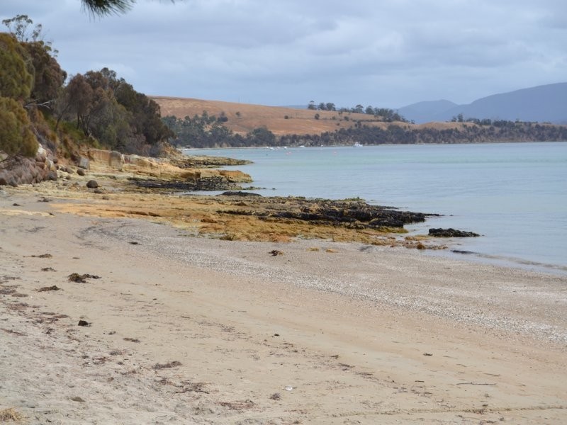 23 Victoria Avenue, Dennes Point, Bruny Island TAS 7150