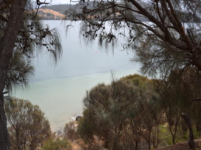23 Victoria Avenue, Dennes Point, Bruny Island TAS 7150