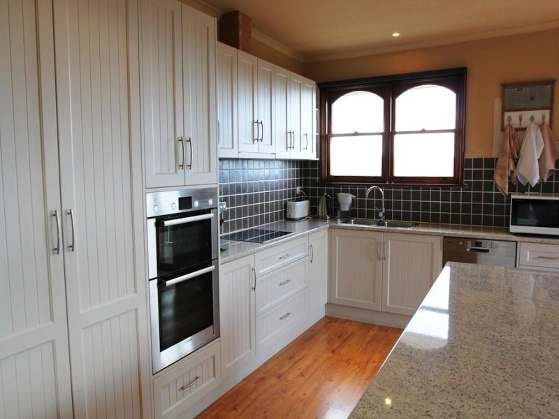 2/3 Broadwaters Parade, Sandy Bay TAS 7005