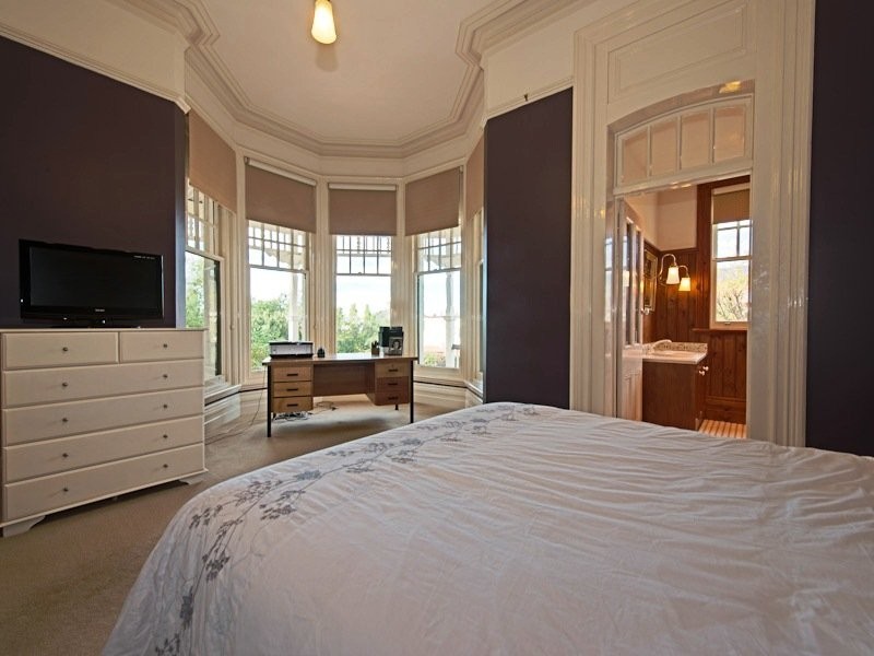 1 Lord Street, Sandy Bay TAS 7005