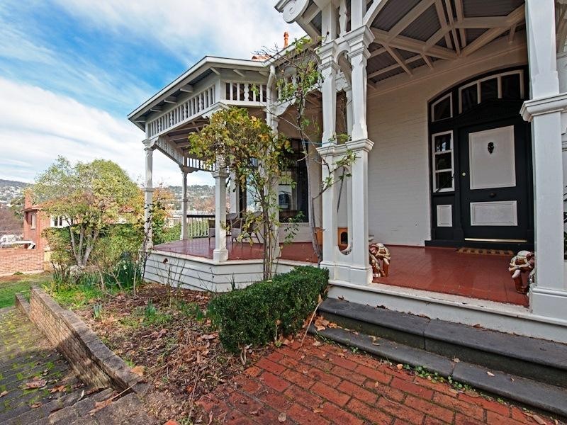 1 Lord Street, Sandy Bay TAS 7005