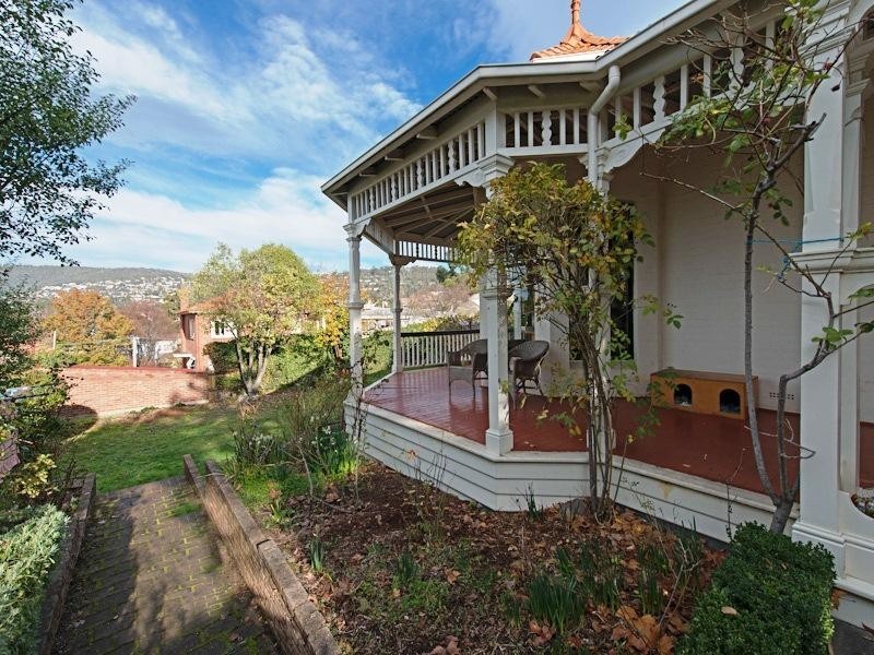 1 Lord Street, Sandy Bay TAS 7005