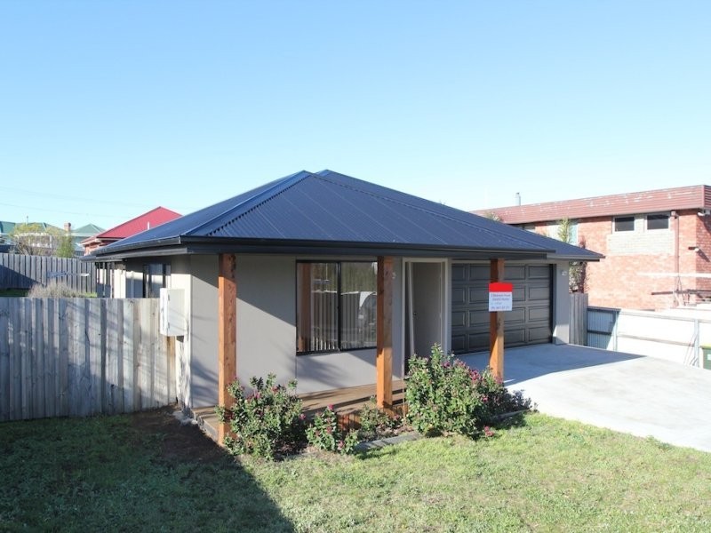 3 Southern Drive, Midway Point TAS 7171