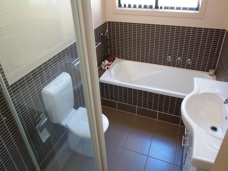 2/30 Shirley Boulevard, Lenah Valley TAS 7008