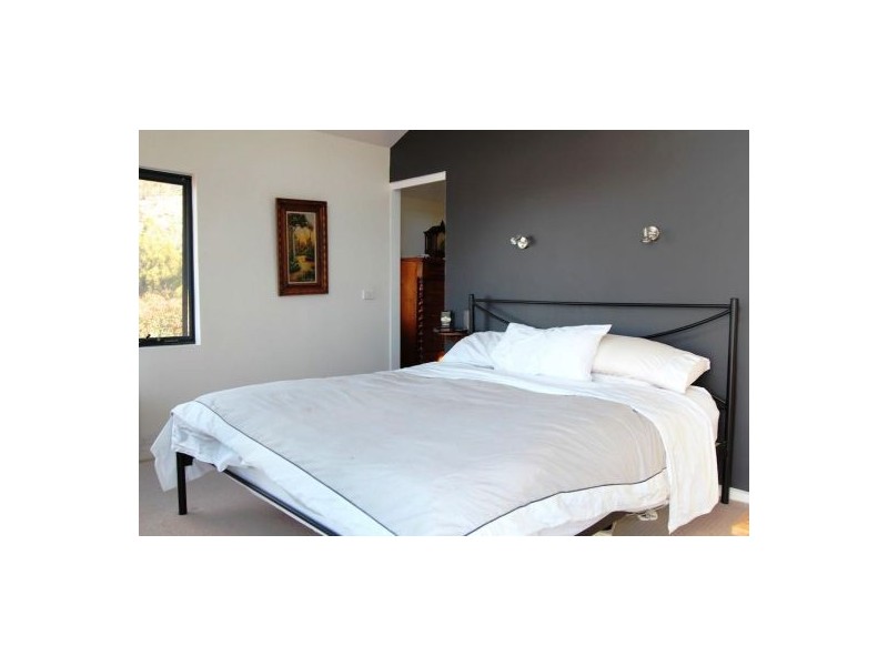 28 Summerhill Road, West Hobart TAS 7000
