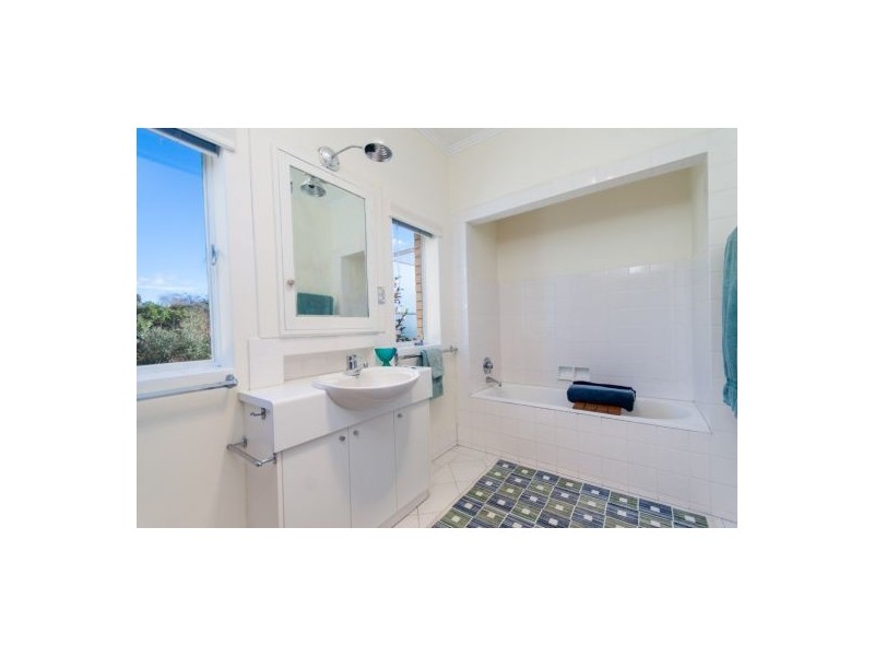 17 Clarke Avenue, Battery Point TAS 7004