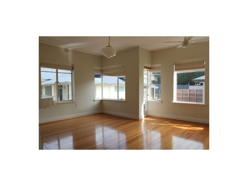 3/1 Manning Avenue, Sandy Bay TAS 7005