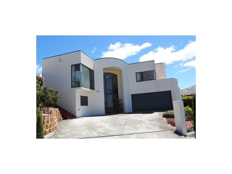 11 Shepherd Street, Sandy Bay TAS 7005