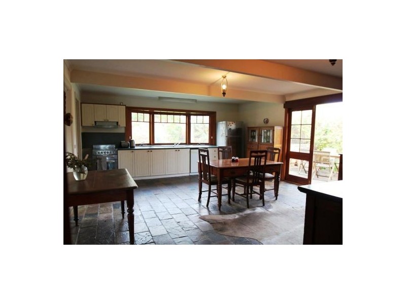 7 South Terrace, Lauderdale TAS 7021