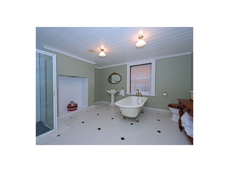 1 Secheron Road, Battery Point TAS 7004