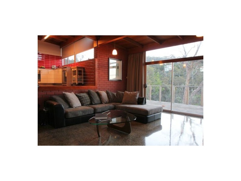 9 Eurella Avenue, Sandy Bay TAS 7005