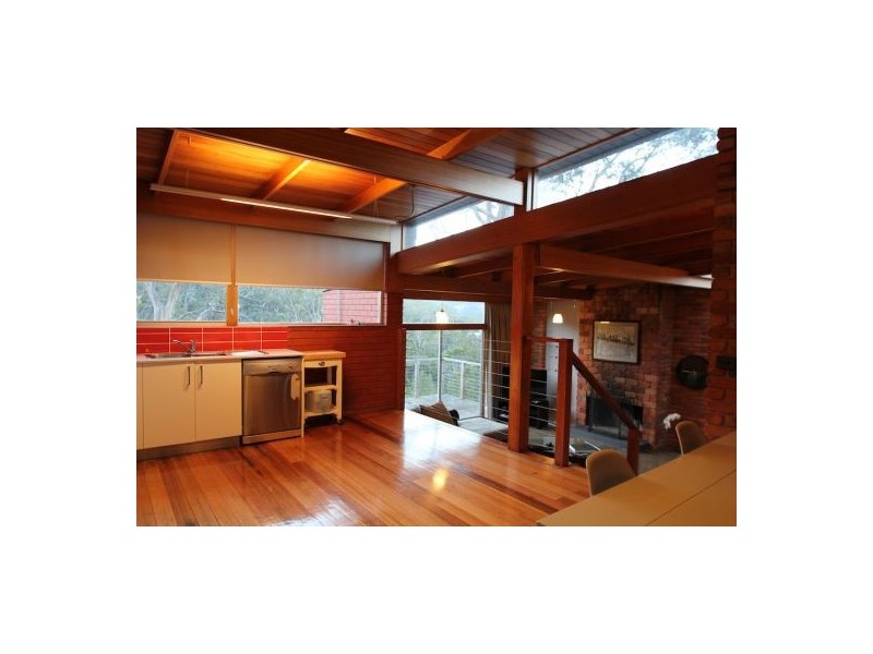 9 Eurella Avenue, Sandy Bay TAS 7005