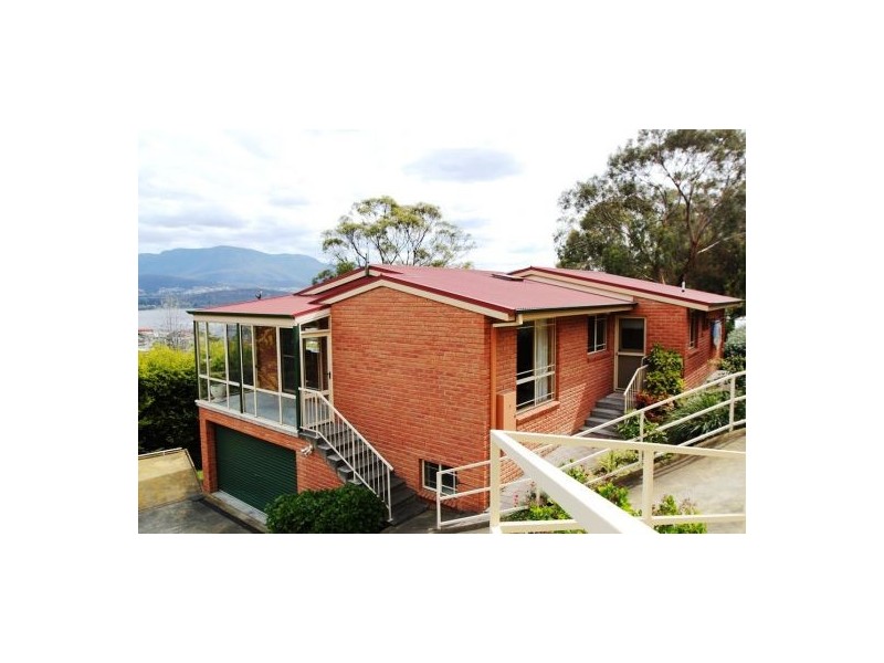 3-76 Begonia Street, Lindisfarne TAS 7015