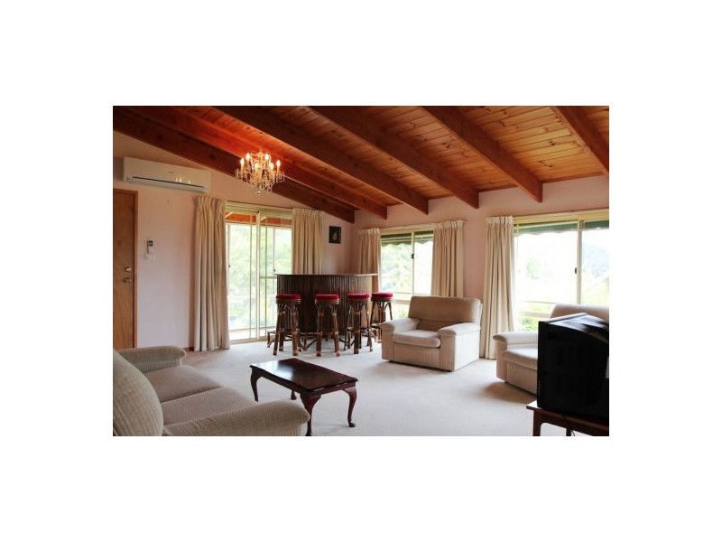 3-76 Begonia Street, Lindisfarne TAS 7015