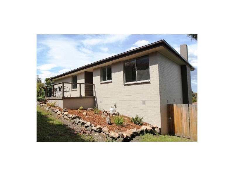 13 Pine Avenue, Kingston TAS 7050