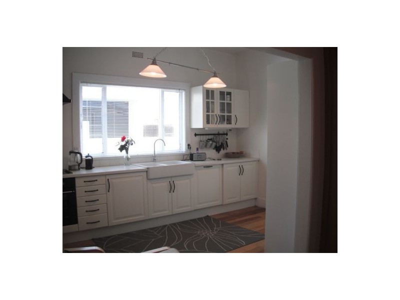 4 Elma Road, Sandy Bay TAS 7005