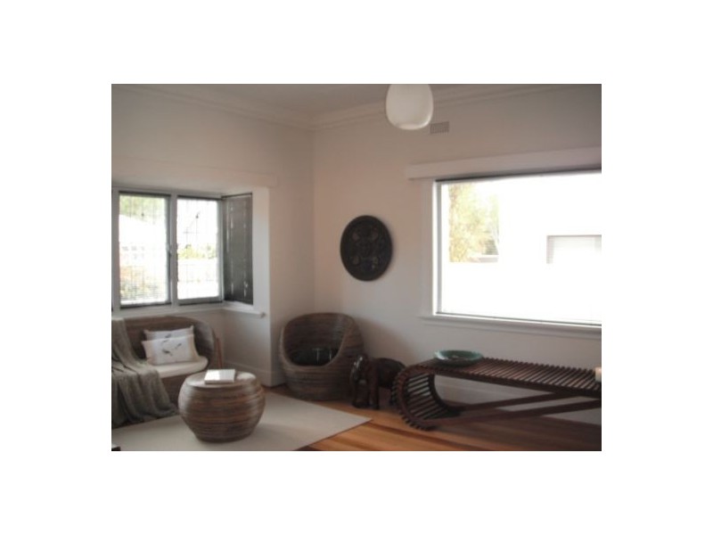 4 Elma Road, Sandy Bay TAS 7005