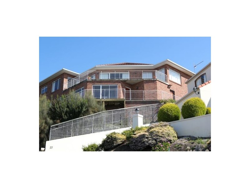 1a Lindeith Avenue, Sandy Bay TAS 7005