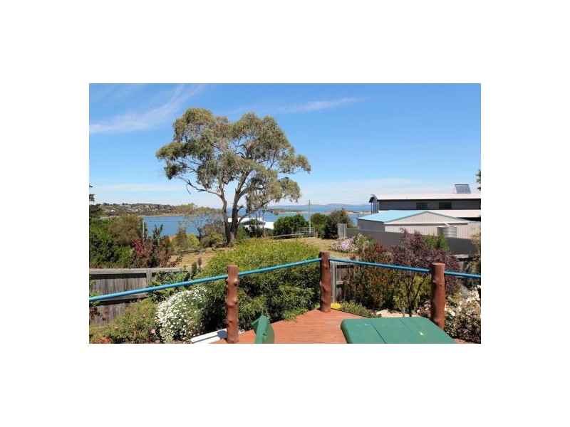 58 Tiger Head Road, Dodges Ferry TAS 7173