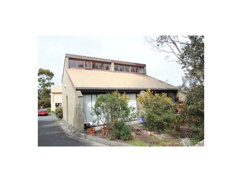 2/16 Weemala Court, Mount Nelson TAS 7007