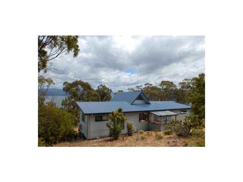 87 Bruny Island Main Road Dennes Point, Bruny Island TAS 7150