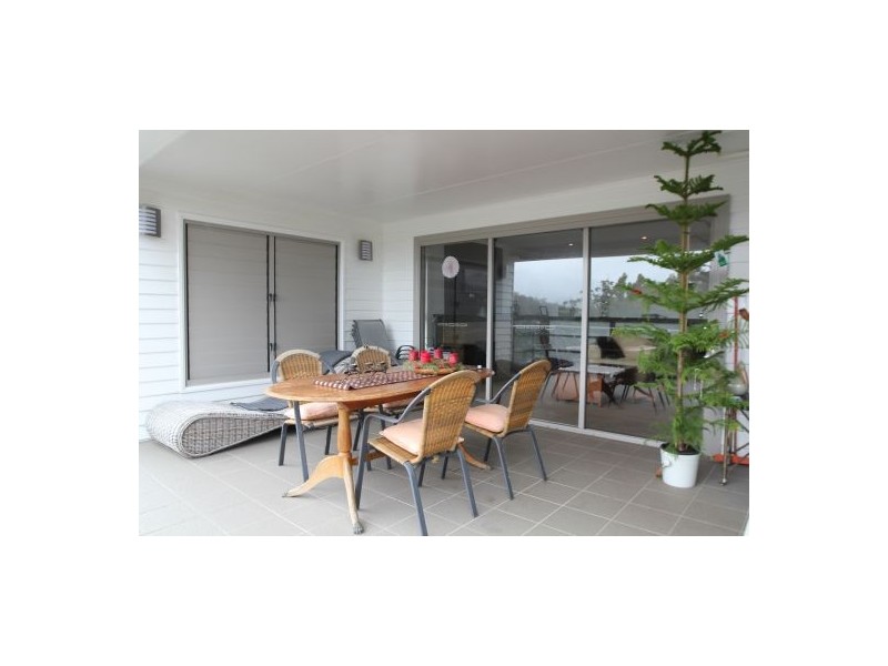17 Karoola Road, Lindisfarne TAS 7015