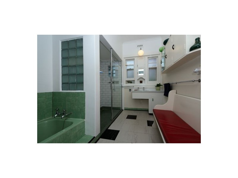 55 Bay Road, New Town TAS 7008