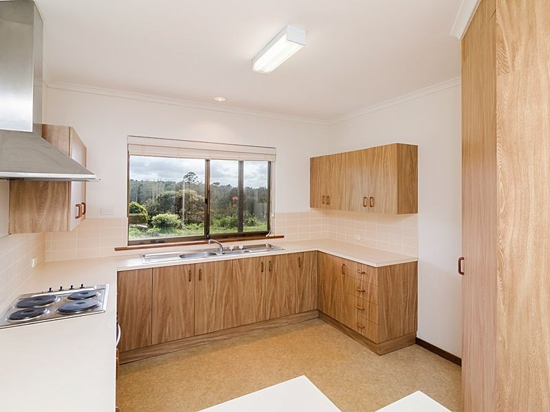 37 Smokes Hill Road, Summertown SA 5141
