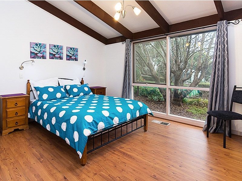 6 Collins Road, Uraidla SA 5142