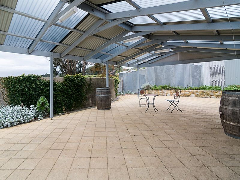 7 Parish Hill Road, Uraidla SA 5142