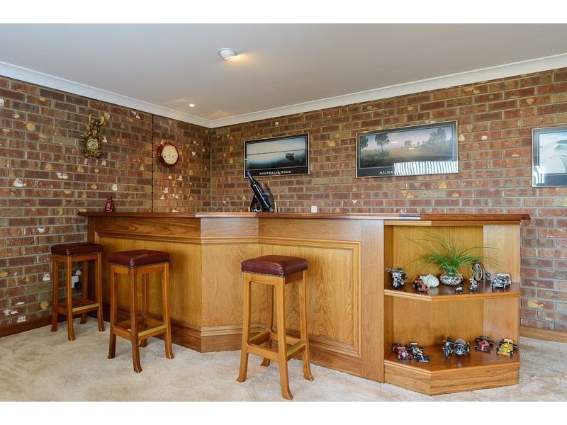 32 Clive Avenue, Encounter Bay SA 5211