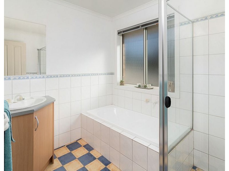 4 Herbig Court, Mount Barker SA 5251