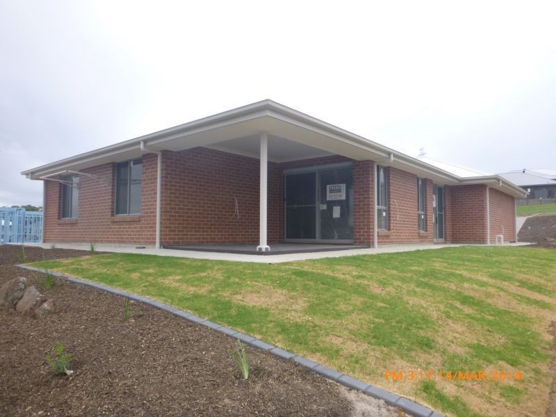 135 Bluestone Drive, Mount Barker SA 5251