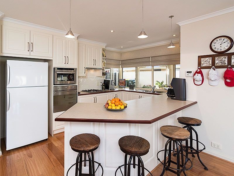 14 Fairweather Drive, Strathalbyn SA 5255