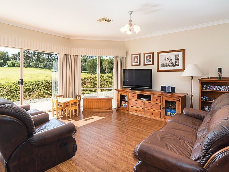 35 Atlantic Road, Mount Barker SA 5251