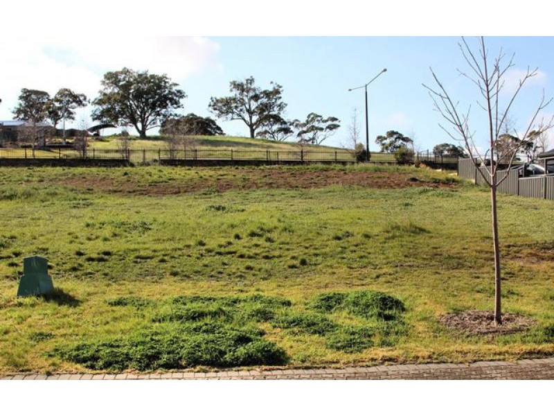 2 Miles Court, Mount Barker SA 5251