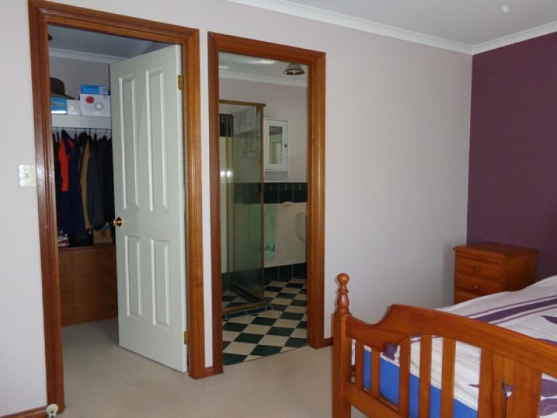 10 Garwood Avenue, Strathalbyn SA 5255