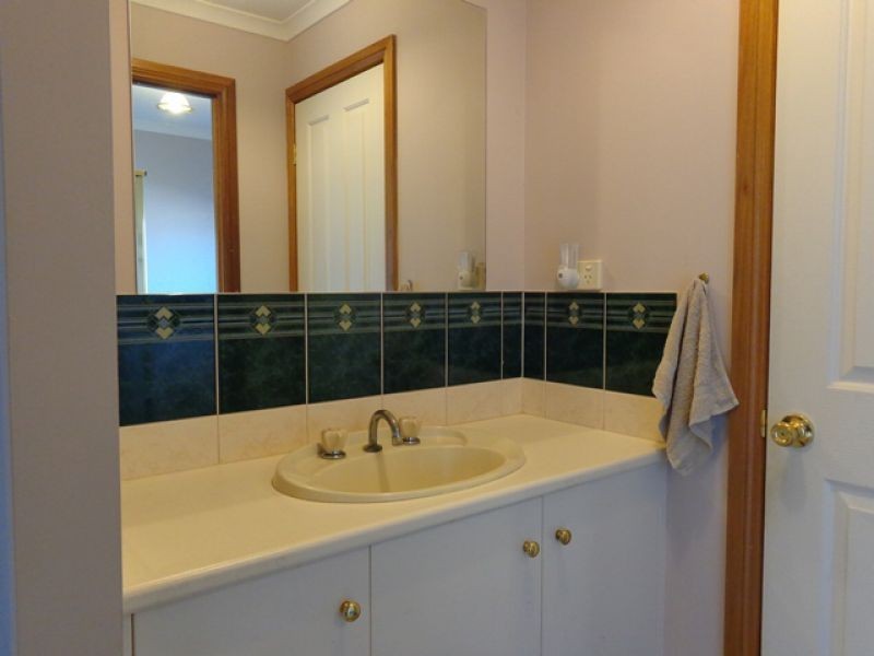 10 Garwood Avenue, Strathalbyn SA 5255