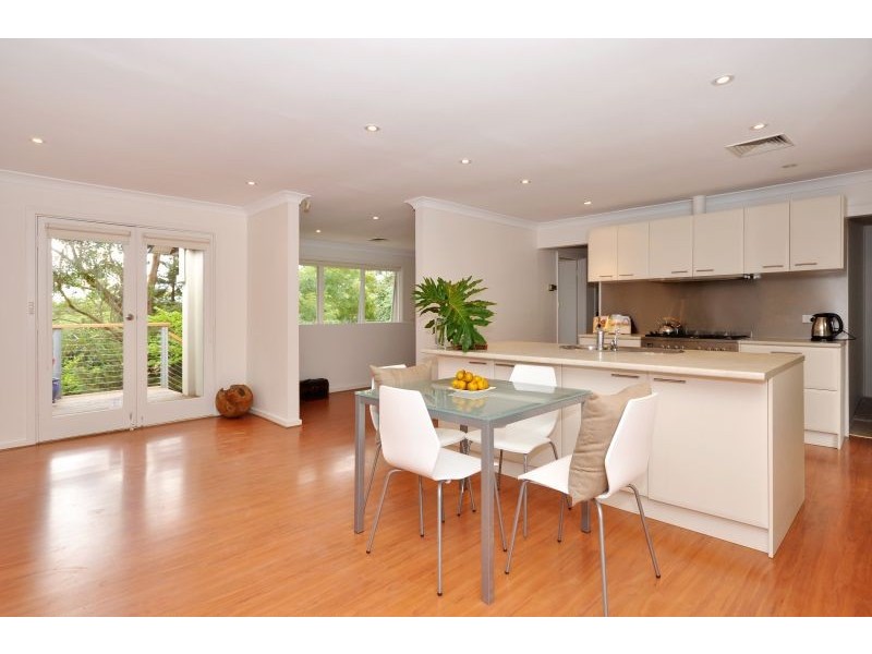 6 Pritchard Drive, Stirling SA 5152