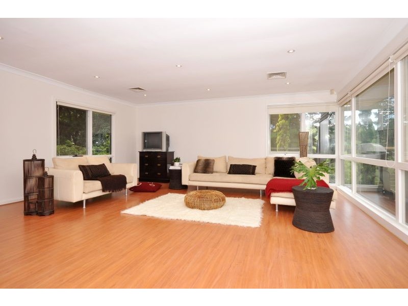 6 Pritchard Drive, Stirling SA 5152