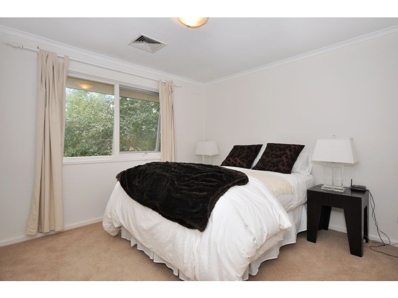 6 Pritchard Drive, Stirling SA 5152