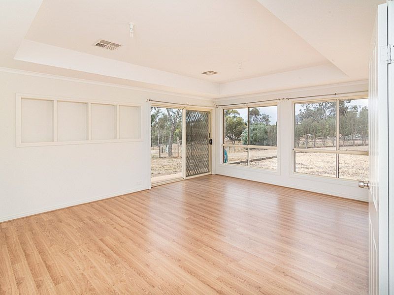 11 Young Road (via Renfrey Road), Kanmantoo SA 5252