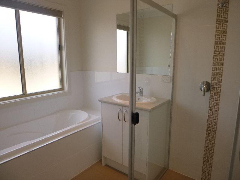 24 Bluestone Drive, Mount Barker SA 5251