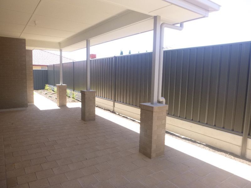 16 Burlington Road, Hallett Cove SA 5158